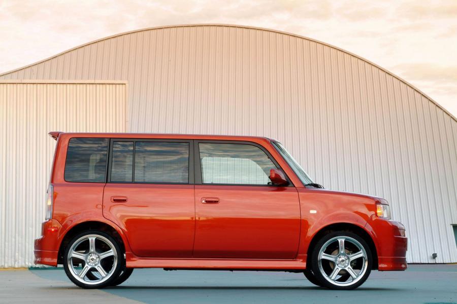  Scion xB Release Series 1.0 2004 года  (фото 4 из 22)